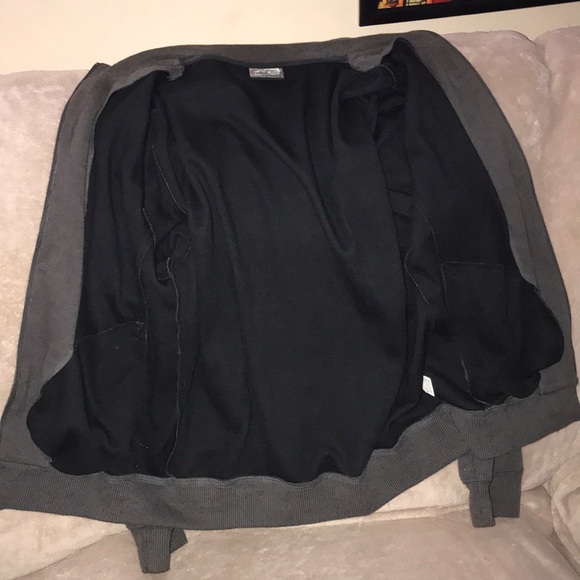 Xg extreme quality small grey and black long sleeved zippered jacket 💕 - Picture 5 of 7